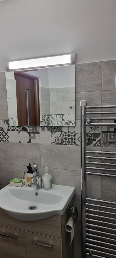 Karacsony Guest House Lunca de Sus Ngoại thất bức ảnh