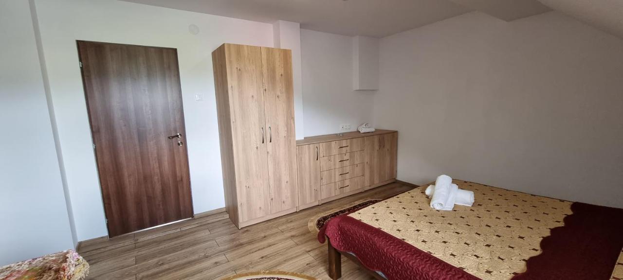 Karacsony Guest House Lunca de Sus Ngoại thất bức ảnh